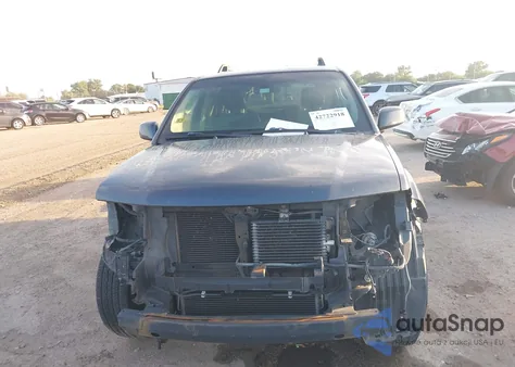 2010 Nissan Pathfinder Se z USA, uszkodzony, nr VIN 5N1AR1NN2AC614919